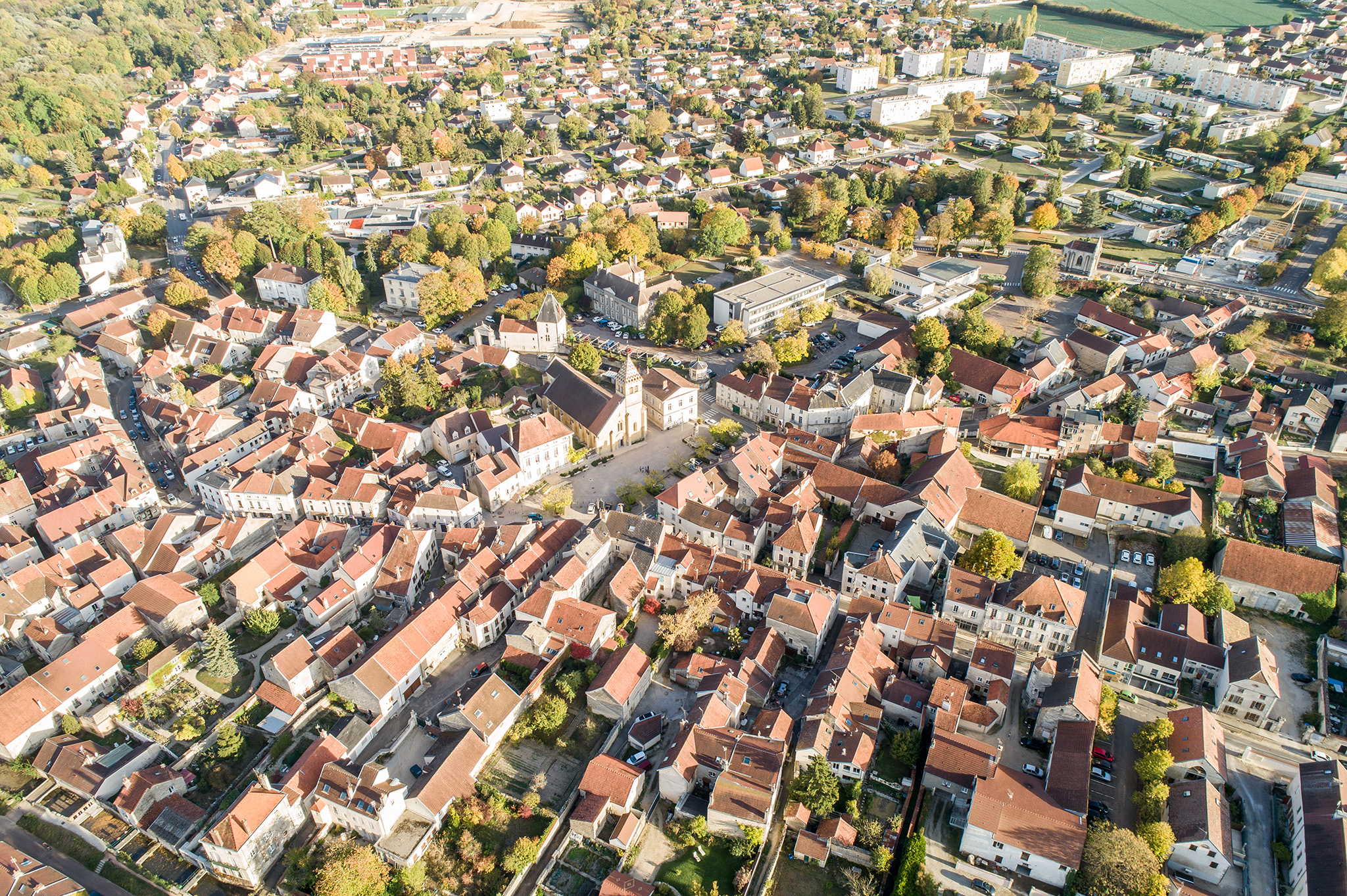 is sur tille vue centre ville